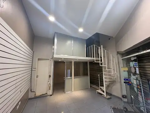Local - Alquiler - Argentina, Tres de Febrero - Av. San Martín 2302