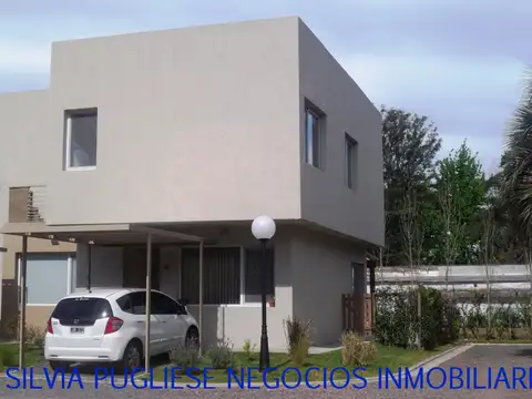 Dúplex en venta de 4 ambientes  c/ cochera en Del Viso