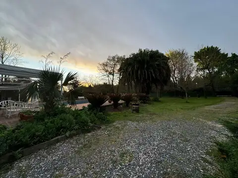 Casa en Venta en Lujan, USD 1.400.000