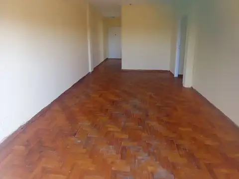 Departamento en Alquiler de 4 ambientes