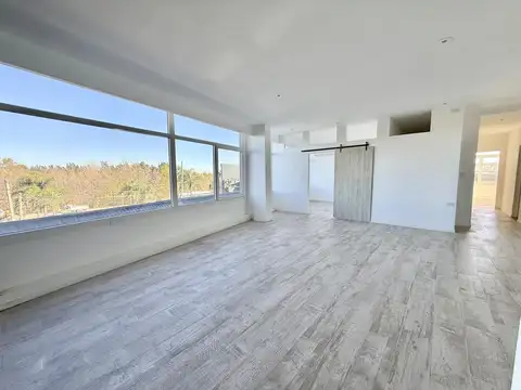 Delta Center, José M. Paiva al 1500