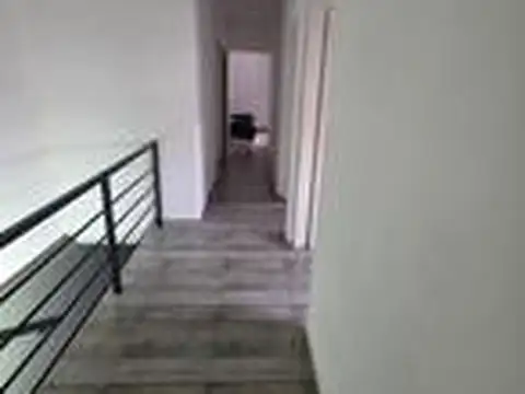 DUPLEX CON GALPON EN LA CALERA