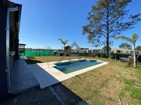 Casa en Alquiler de 3 dormitorios