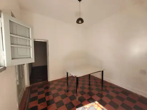 Depto Tipo Casa 2 ambientes con 1 baño