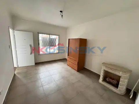 Casa en Alquiler en Ciudad Jardín del Palomar, $ 1.600.000