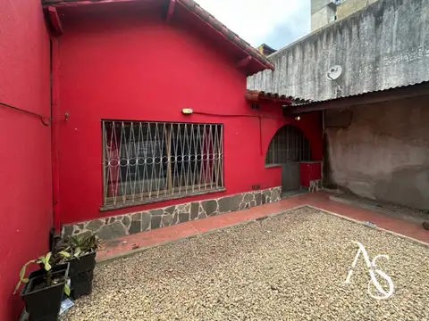 Presidente Juan D Perón al 4900