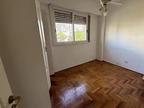 Departamento en Venta en Villa del Parque, USD 130.000