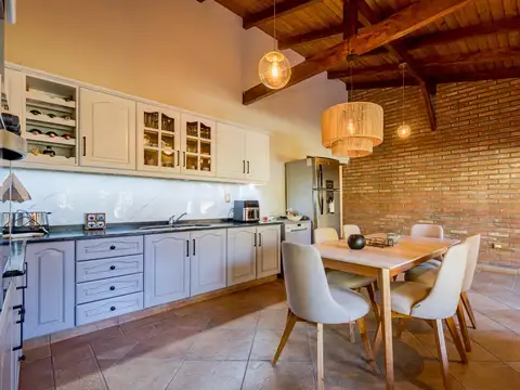 Casa en Venta en Funes, USD 335.000