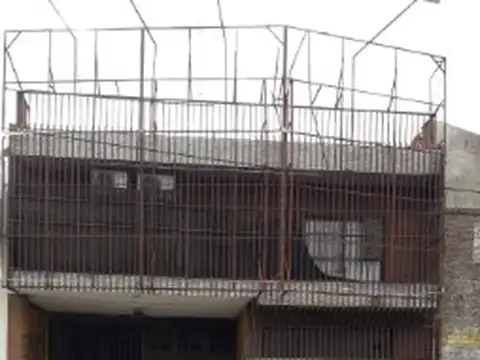 Galpon en Venta en Isidro Casanova, USD 600.000