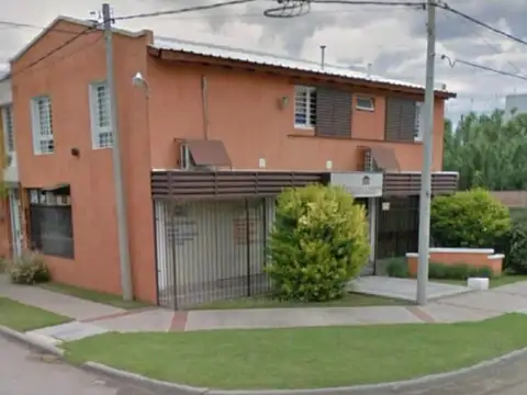 . VENTA  LOCAL  Y VIVIENDA270 m²  EN VILLA MERCEDES