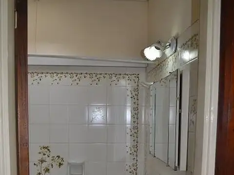 Casa en Venta en Monte Grande, USD 145.000