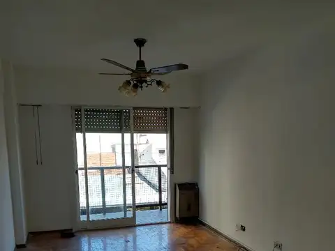 av nazca 4600, Piso 2