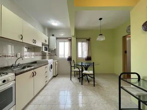 Avenida Bartolome Mitre al 2400
