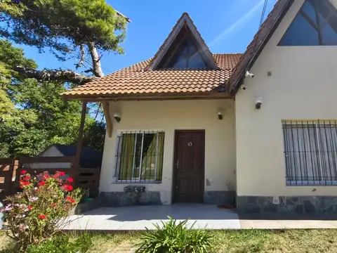 VENTA DUPLEX 3 AMB CON JARDIN,COCHERA VILLA GESELL