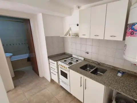 Departamento en Alquiler con 1 cocheras