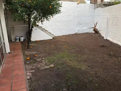 Local en Venta en Haedo, USD 155.000