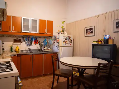 Venta de Casa 5 ambientes en Haedo Sur.