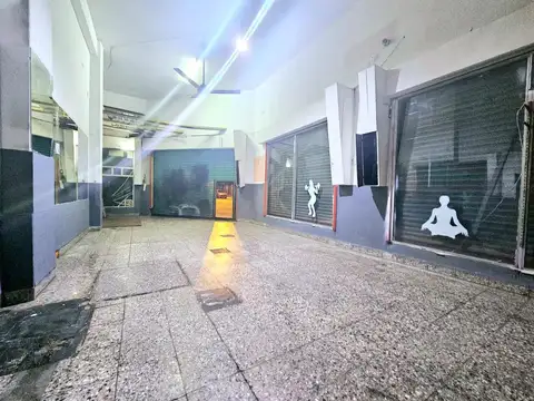 Local en Alquiler en San Justo, $ 380.000