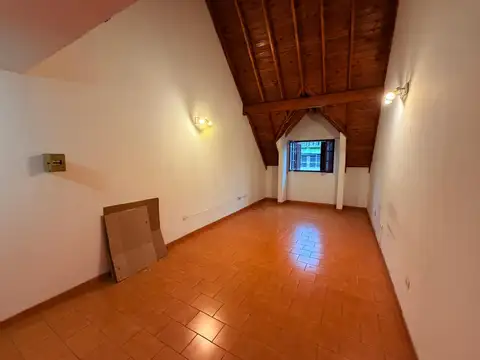 Oficina en Alquiler en Castelar Norte, $ 450.000