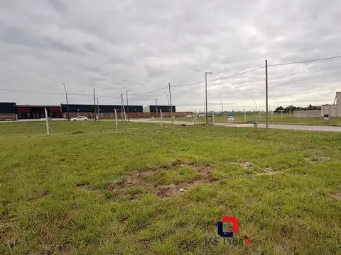 Lote en Cuestas de Manantiales