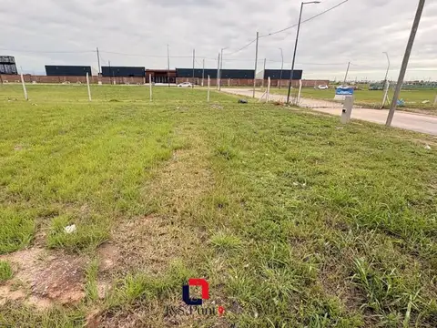 Terreno en Venta 25  mts Fondo