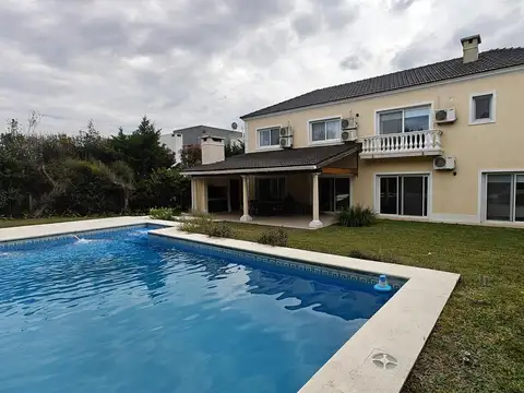 Barrio La Lomada de Pilar, Florida 9600