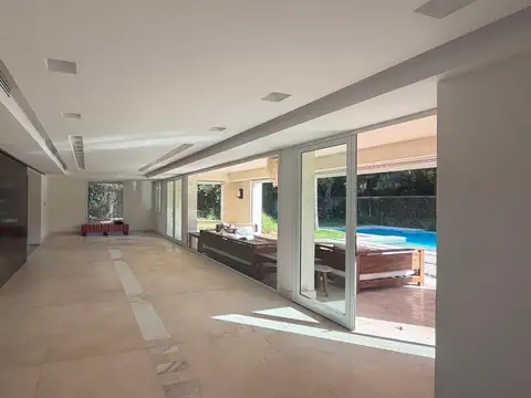 Casa en Venta de 5 dormitorios