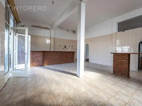 Local en Alquiler en Villa Gobernador Udaondo, $ 1.100.000