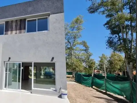 Casa en Venta en Álvarez Del Bosque, USD 175.000