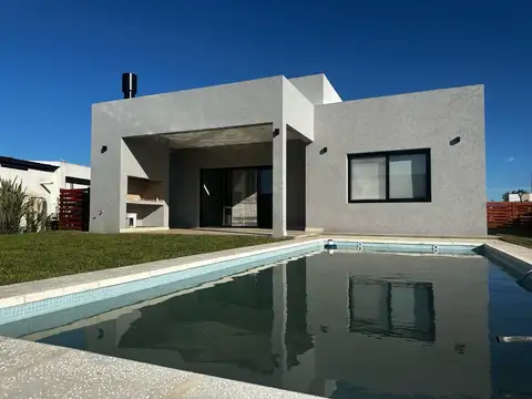 Casa en Alquiler A Estrenar