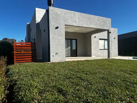 Casa en Alquiler al Noroeste