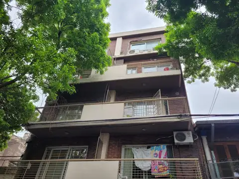 Departamento monoambiente escalera en zona macrocentrica