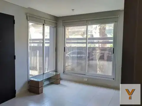 Dúplex en venta - 2 Dormitorios 2 Baños - San Fernando