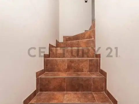 Consejal Hector Noya 2400, Piso 0