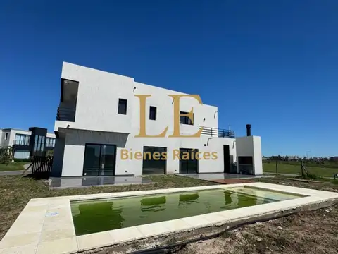 Casa en Venta de 4 dormitorios