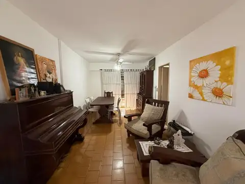 J. Bustamante Y Guevara 2300, Hurlingham, Provincia De Buenos Aires, Argentina