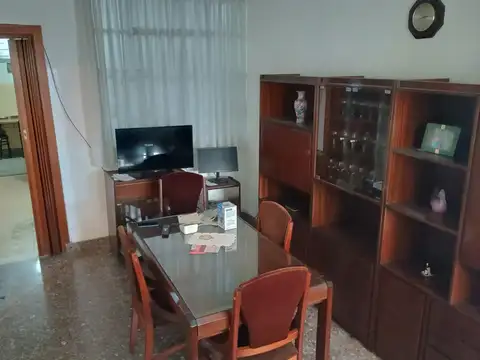 Depto Tipo Casa en Alquiler de 3 ambientes