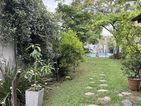 Casa en Alquiler Temporal en Bella Vista, USD 2.700