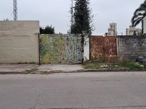 770 m2 Apto Supermercado - Salón de fiestas