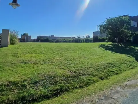 Terreno en Venta en Club de campo Cruz del Sur, USD 43.000
