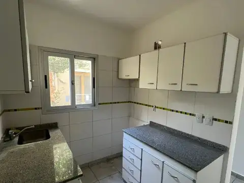 Depto Tipo Casa en Venta de 3 ambientes