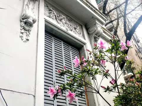 Casa en Alquiler 90 años