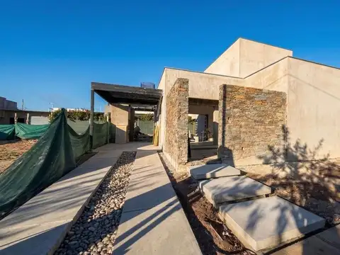 Venta casa B° Boedo Village Luján de Cuyo Mendoza