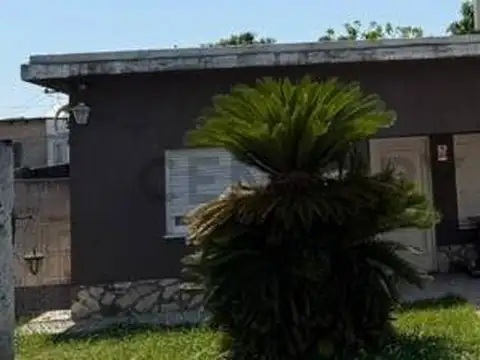 Casa en Venta en Martín Coronado, USD 145.000
