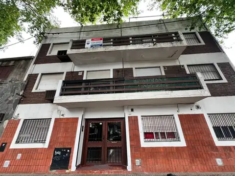 Alquiler  departamento Rosario  1 dormitorio escalera La Tablada bajas  expensas