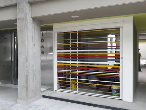 Monoambiente Divisible en Alquiler - Castellanos 1056 - Zona Facultades / Echesortu - Luminoso