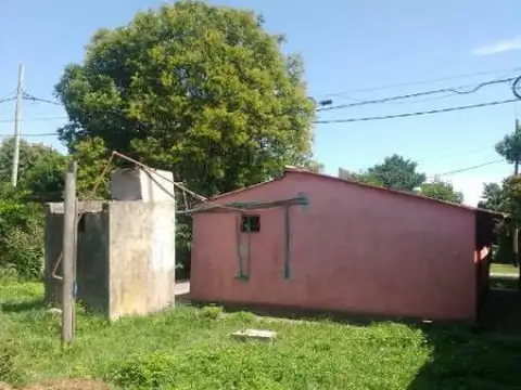 Casa 3 ambientes con 1 baño