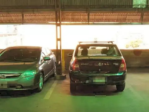 Castelli 200 Balvanera Cochera U$14.900