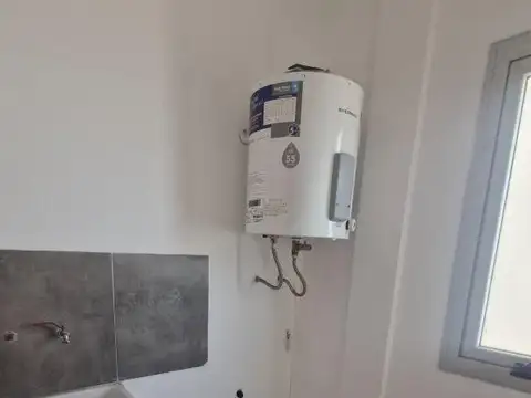 DEPARTAMENTO DE 1 DORMITORIO CENTRICO CON BALCON