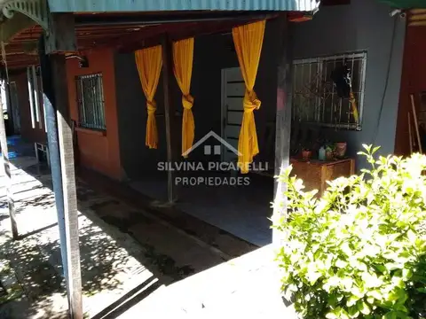 Casa en Venta con 1 cochera